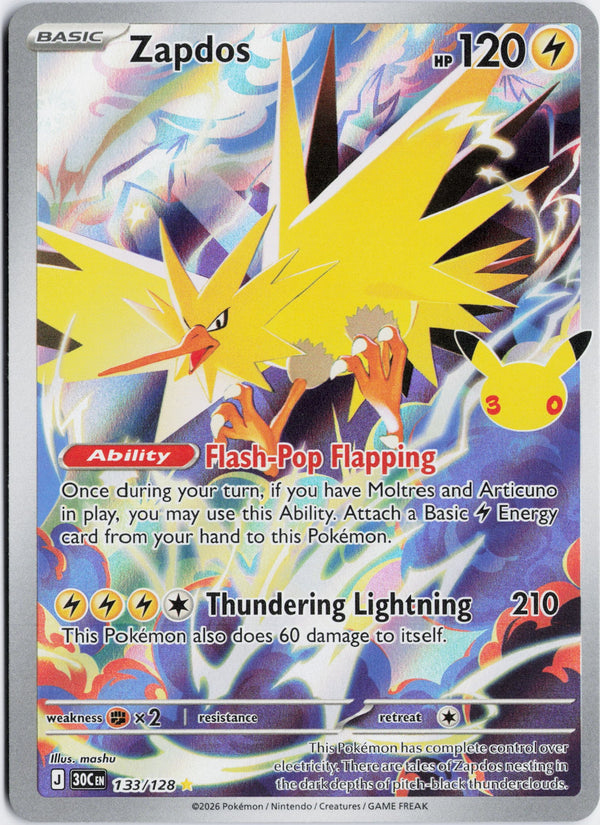 Carta Pokémon Zapdos · 30th Celebration #133/128 (NM) — pieza única en Moon's Collectibles México