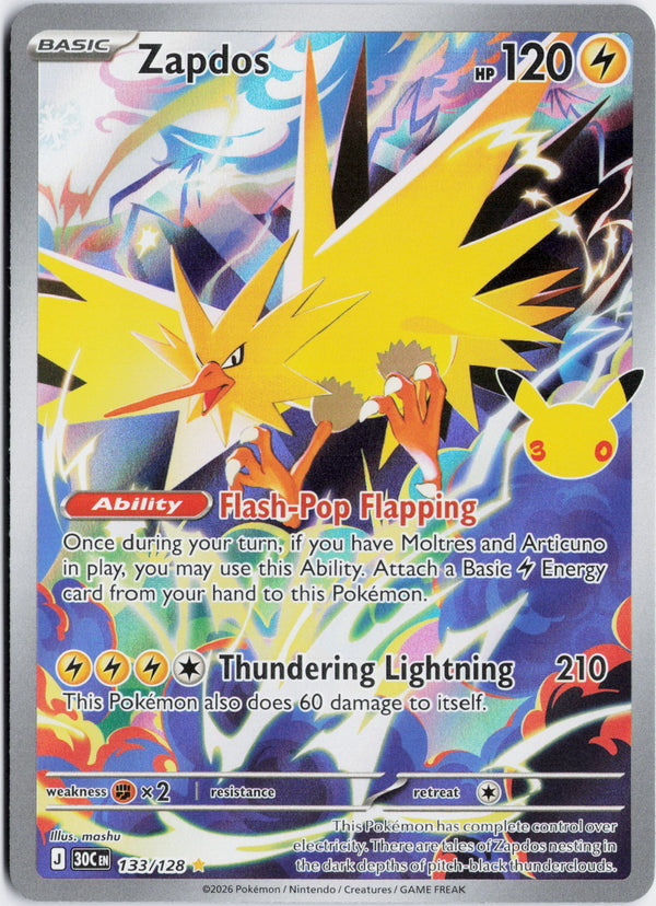 Carta Pokémon Zapdos · 30th Celebration #133/128 (NM) — pieza única en Moon's Collectibles México